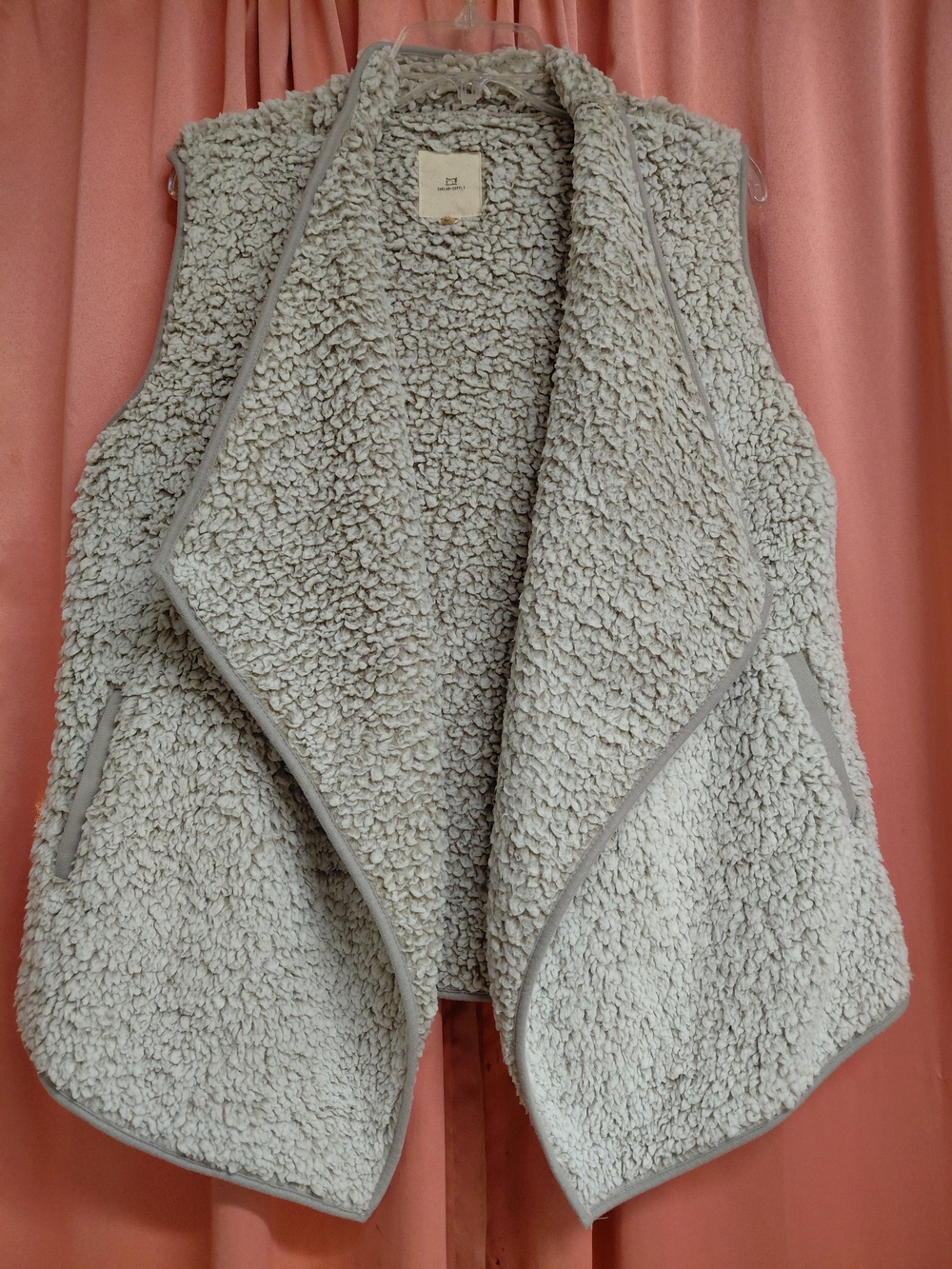 Thread & Supply Soft Sherpa Open-Front Vest in Light Gray